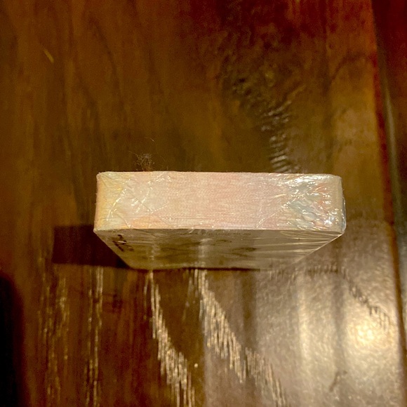 Vintage made in Hong Kong Riveria Resort & Casino Las Vegas Playing Card Deck - Picture 6 of 7